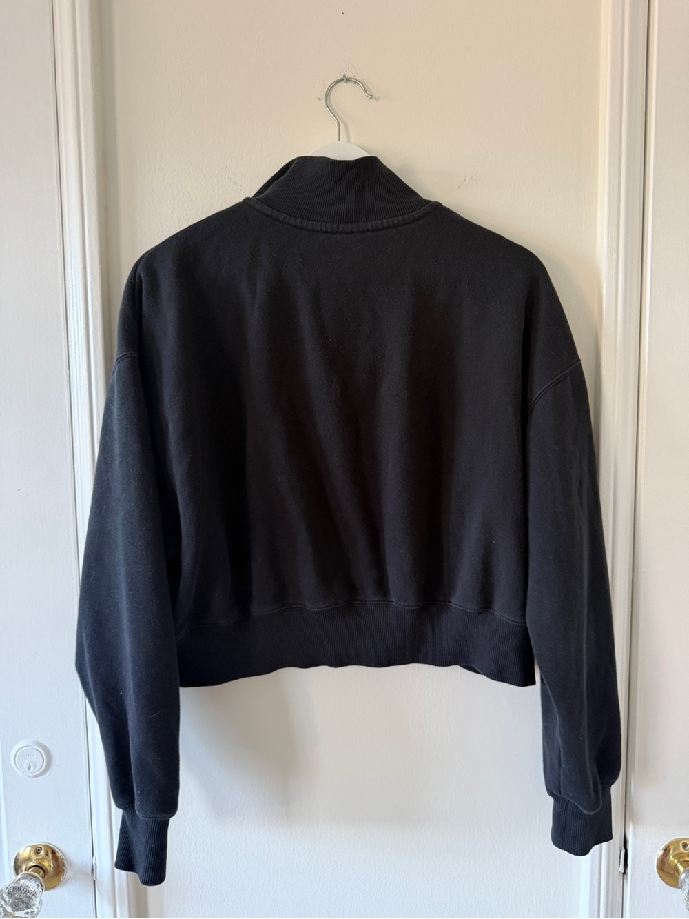 NIKE Women’s Phoenix Fleece 1/4-Zip Cropped Sweatshirt - Picture 4 of 4